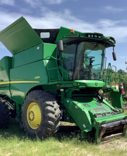 Image of John Deere S680 equipment image 2