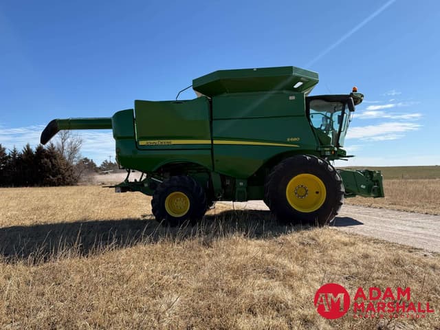 Image of John Deere S680 equipment image 2
