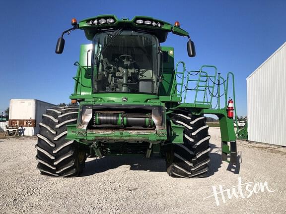 Image of John Deere S680 equipment image 2