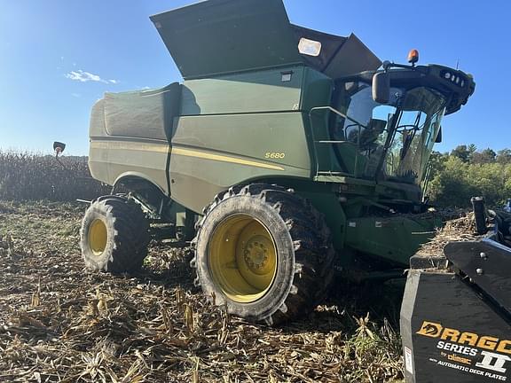 Image of John Deere S680 Primary image