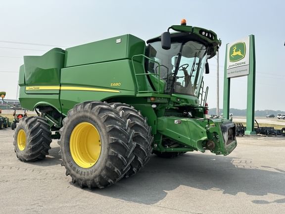 Main image John Deere S680