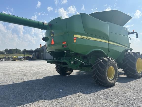 Image of John Deere S680 equipment image 4