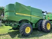 Thumbnail image John Deere S680 3