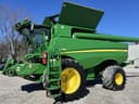 2014 John Deere S680 Image