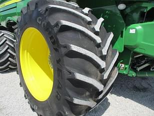 Main image John Deere S680 54