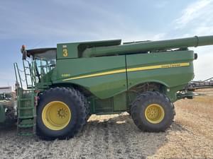 2014 John Deere S680 Image