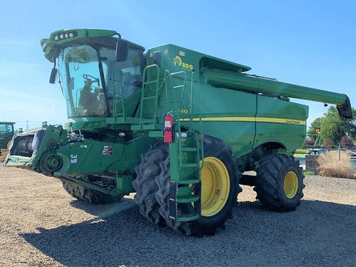 Main image John Deere S680