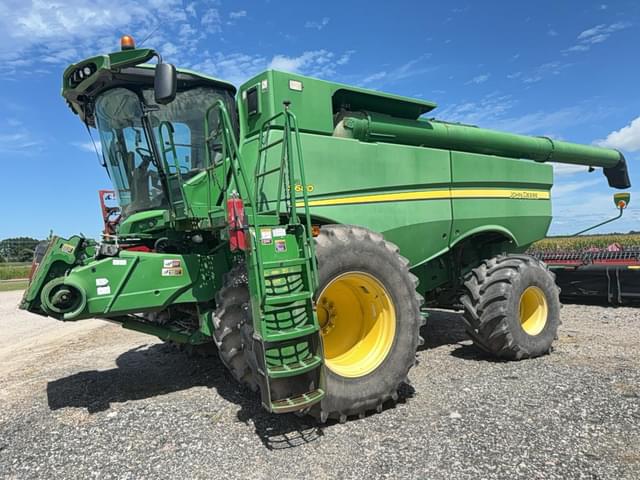 Image of John Deere S680 equipment image 2