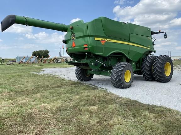 Image of John Deere S680 equipment image 3