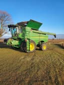 2014 John Deere S680 Image