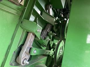 Main image John Deere S690 6