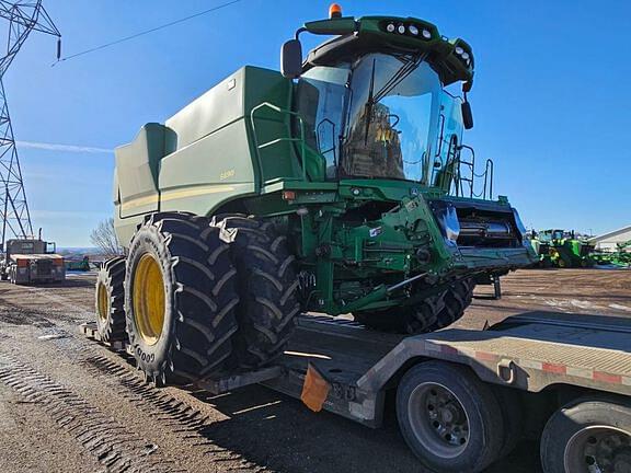 Image of John Deere S690 equipment image 3