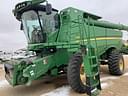 2014 John Deere S690 Image