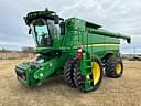 2014 John Deere S690 Image