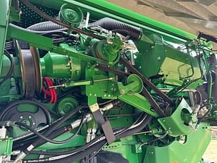 Main image John Deere S690 13