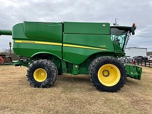 Main image John Deere S690 5