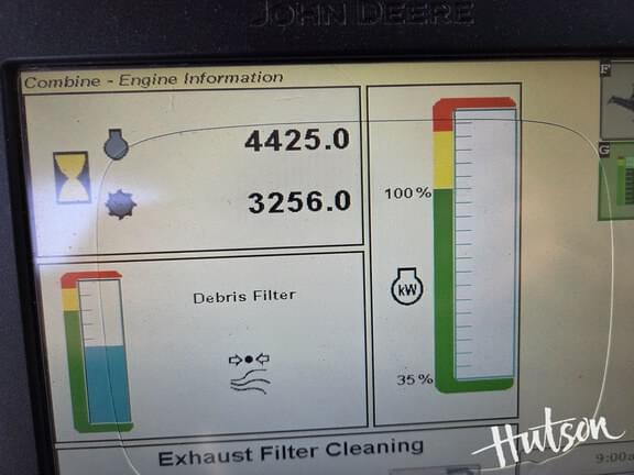 Image of John Deere S690 equipment image 4