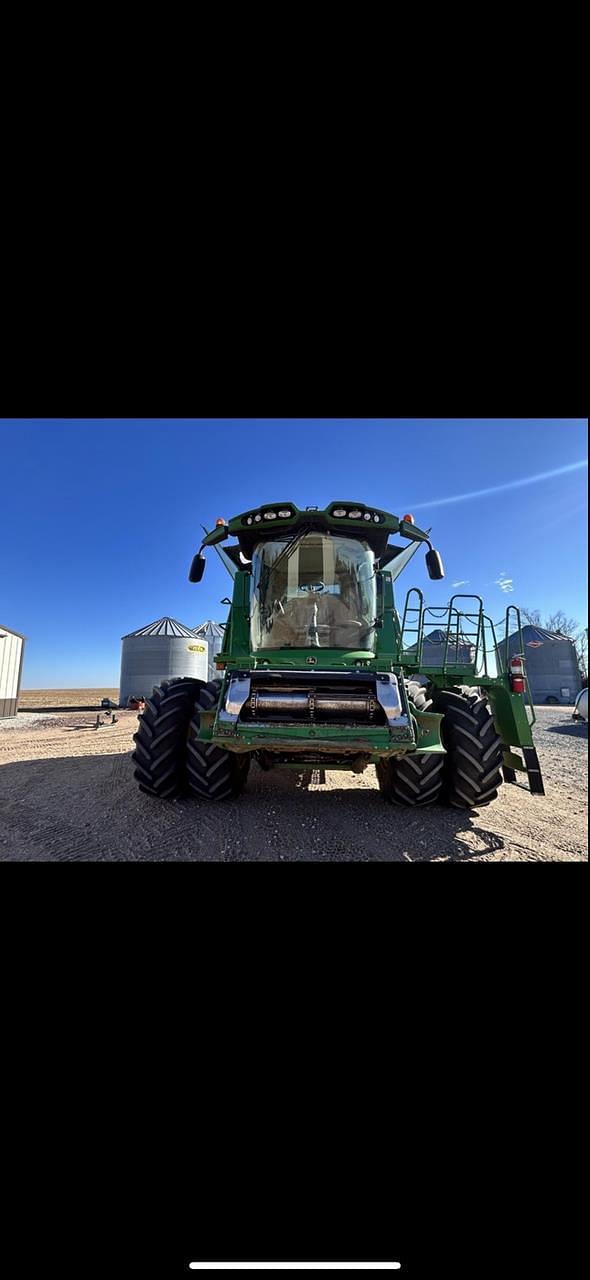 Image of John Deere S690 equipment image 3