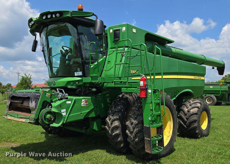 Image of John Deere S690 Primary image