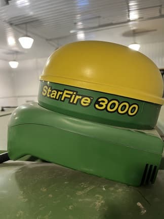 Image of John Deere StarFire 3000 Primary Image
