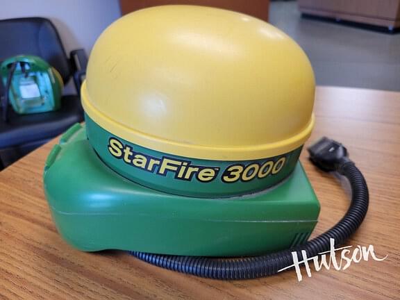 Image of John Deere StarFire 3000 Primary image