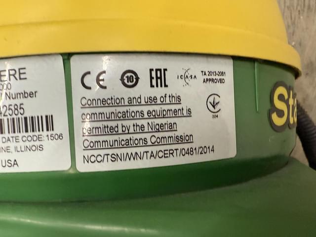 Image of John Deere StarFire 3000 equipment image 2