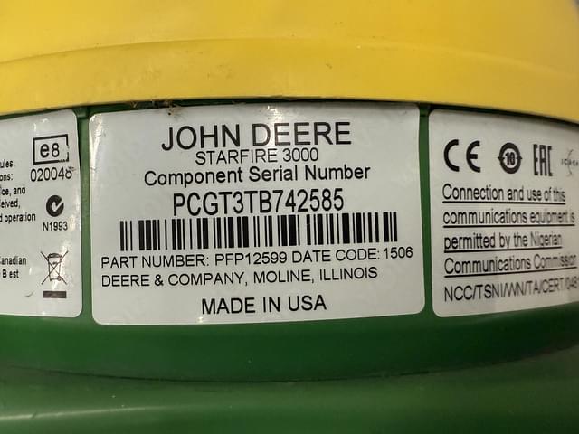 Image of John Deere StarFire 3000 equipment image 3