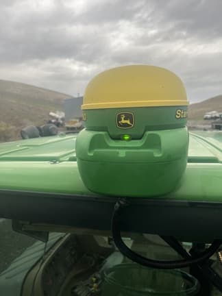 Image of John Deere StarFire 3000 Image 1