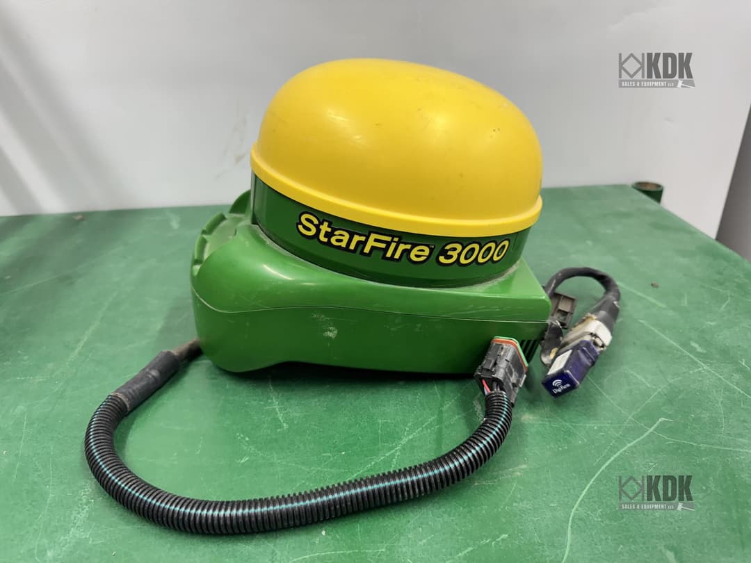 Image of John Deere StarFire 3000 Primary image