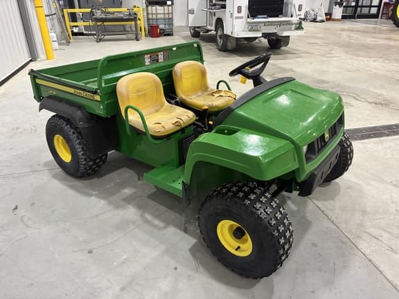 Image of John Deere Gator TS 4x2 equipment image 2