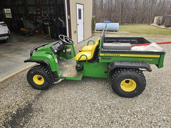 Image of John Deere Gator TS 4x2 Primary image