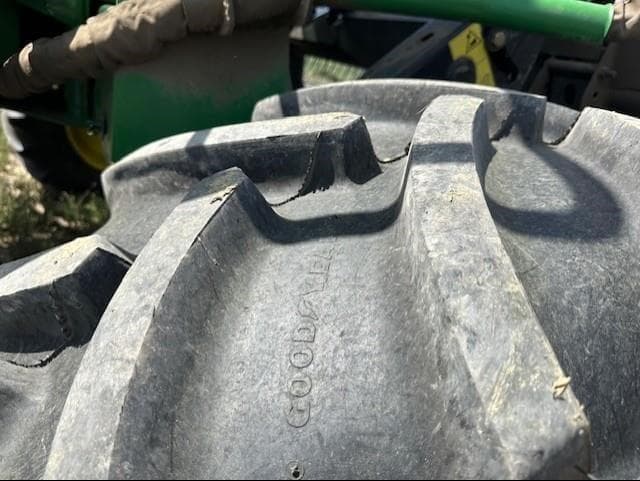 Image of John Deere W150 equipment image 4