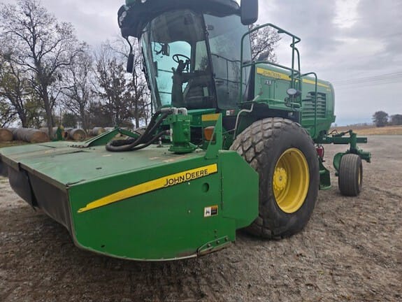 2014 John Deere W235 Equipment Image0