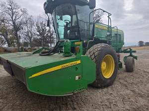 2014 John Deere W235 Image