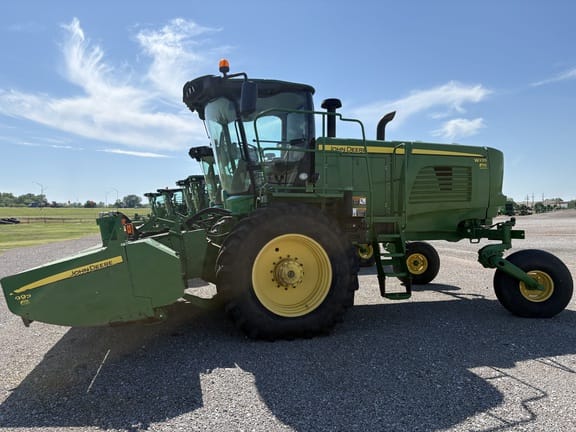 2014 John Deere W235 Equipment Image0