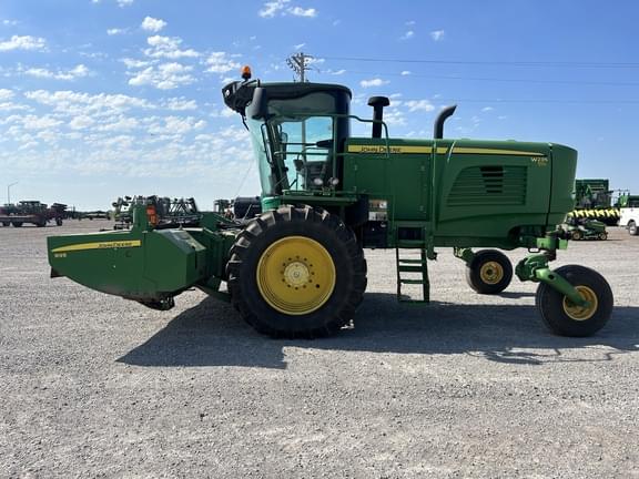 Image of John Deere W235 equipment image 1