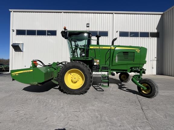 Image of John Deere W235 equipment image 1