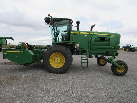 Image of John Deere W235 equipment image 1