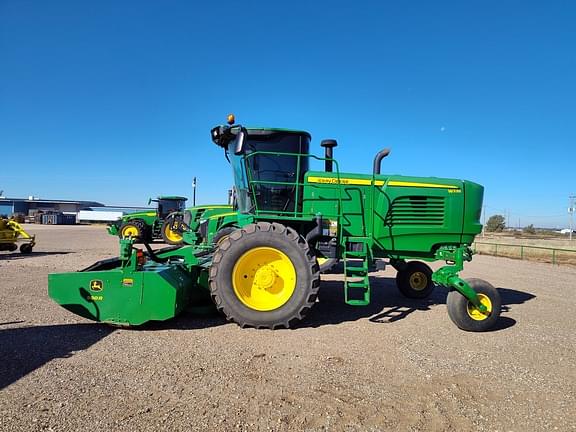 Image of John Deere W235 equipment image 1