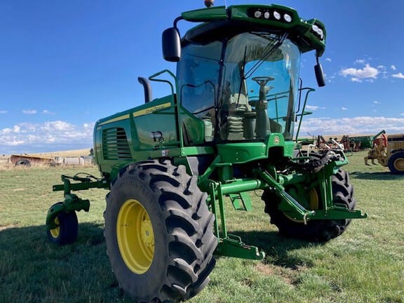 2014 John Deere W235 Equipment Image0