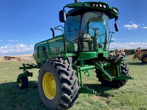 2014 John Deere W235 Image