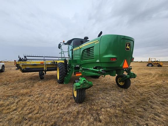 Image of John Deere W235 equipment image 3