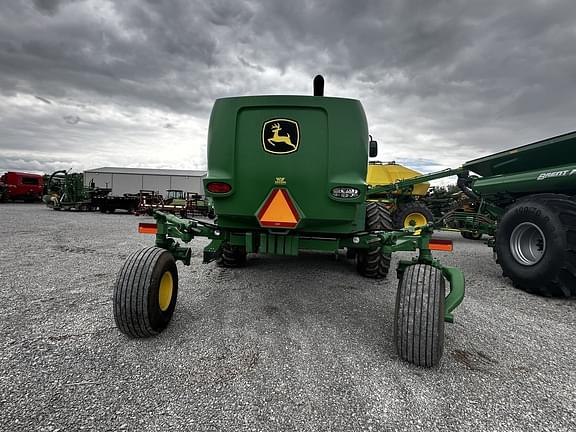 Image of John Deere W235 equipment image 3