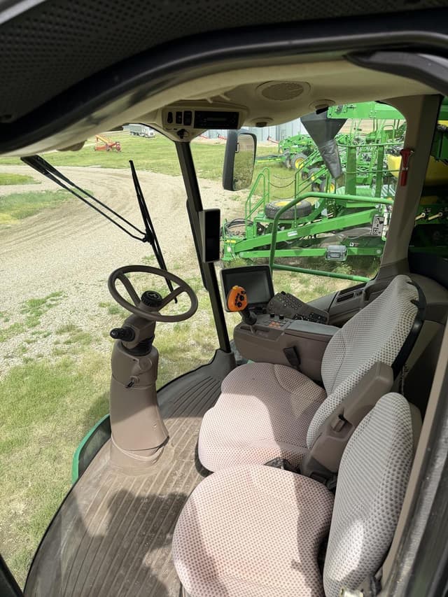 Image of John Deere W235 equipment image 2