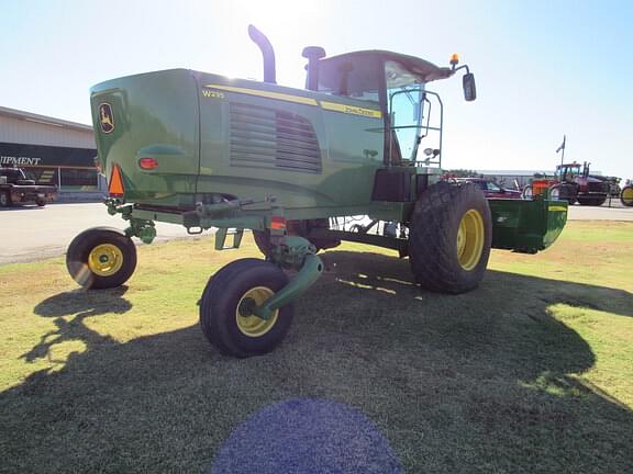 Image of John Deere W235 equipment image 4