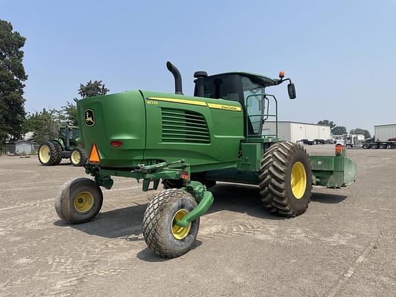 Image of John Deere W235 equipment image 4