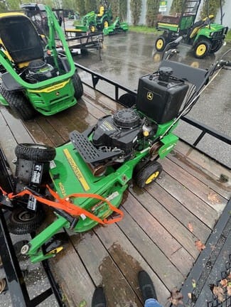 2014 John Deere WG32A Equipment Image0