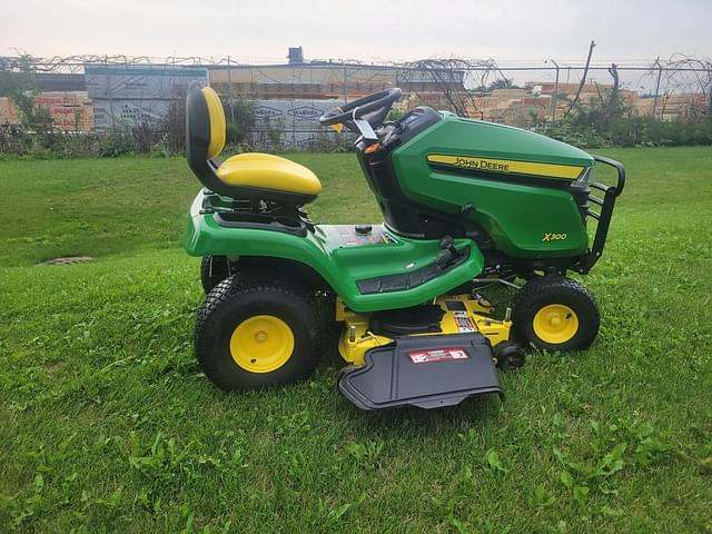 Image of John Deere X300 equipment image 2