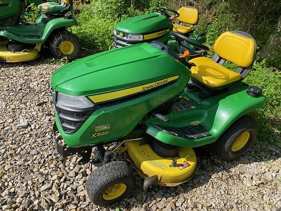 Image of John Deere X300 equipment image 2