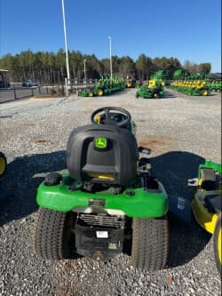 Image of John Deere X300 equipment image 3